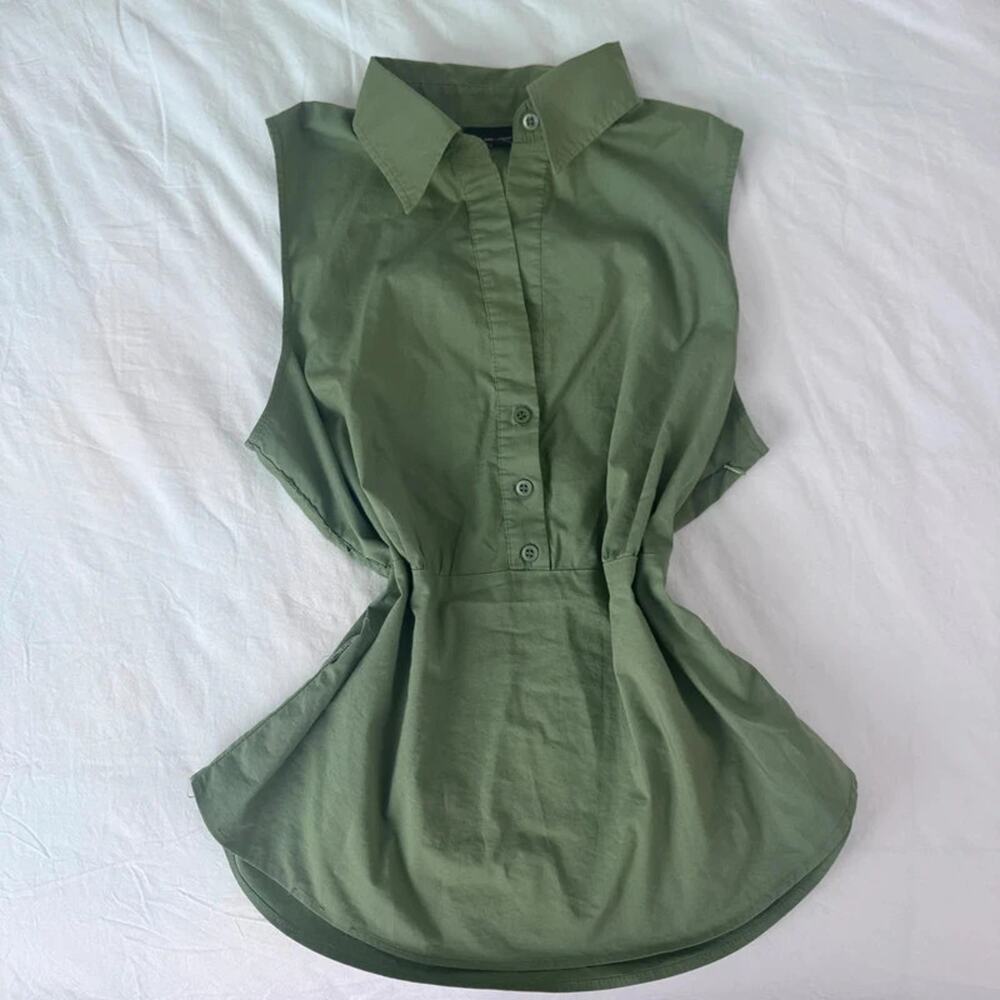 Y2K Button Tank‎